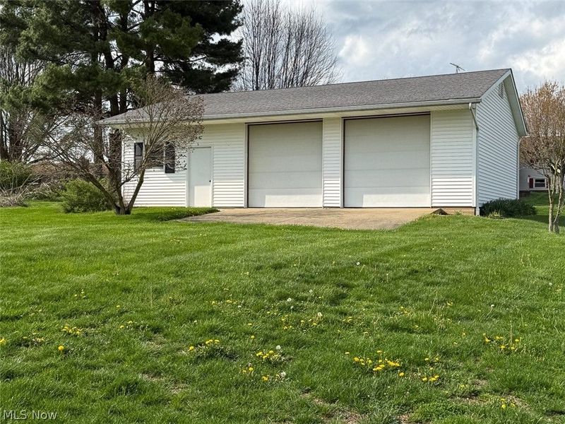 2401 Terrain Street , Magnolia, OH 44643 Photo 3