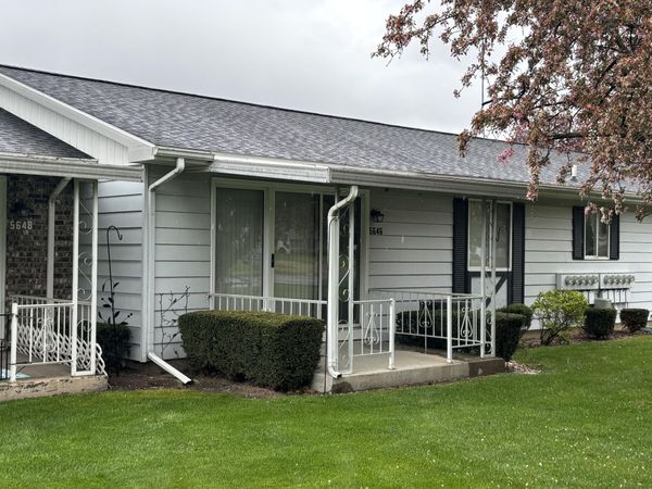 5646 Leisure S Drive SE, Grand Rapids, MI 49548