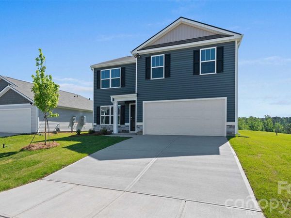 175 Creekwalk Lane, Waynesville, NC 28785