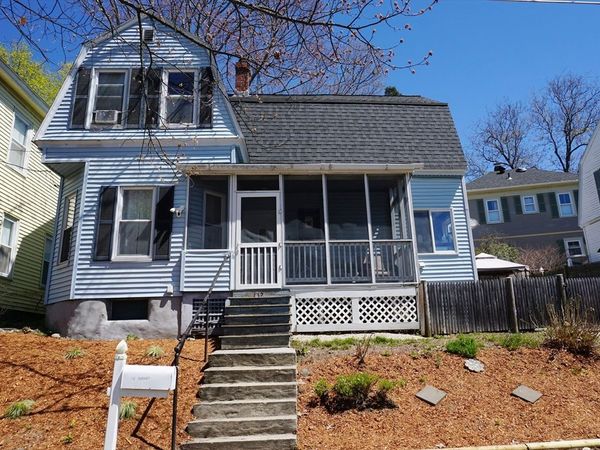 112 Durant St, Lowell, MA 01850