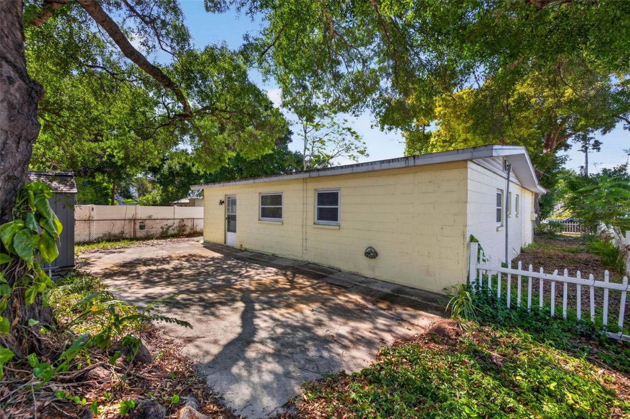 4413 W Rogers Avenue, Tampa, FL 33611 Photo