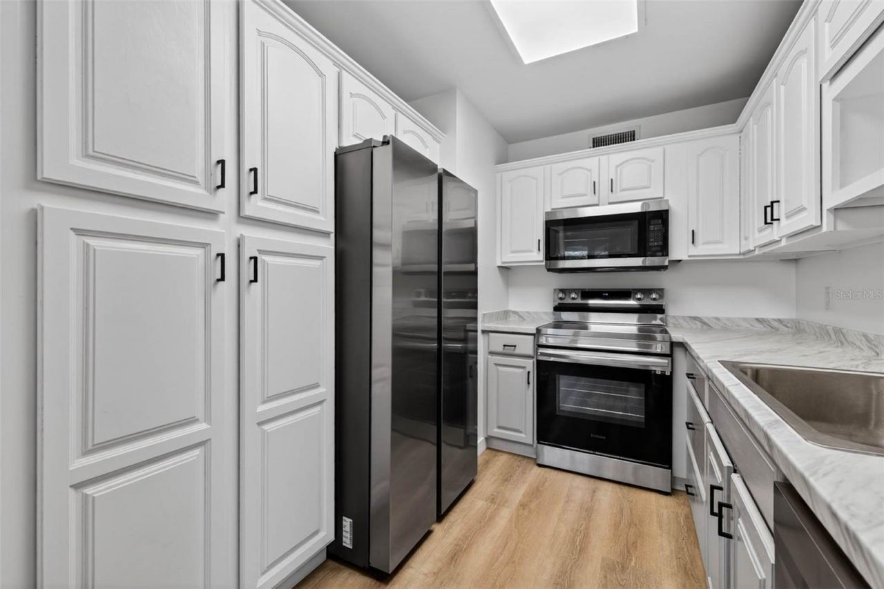 4413 W Rogers Avenue, Tampa, FL 33611 Photo
