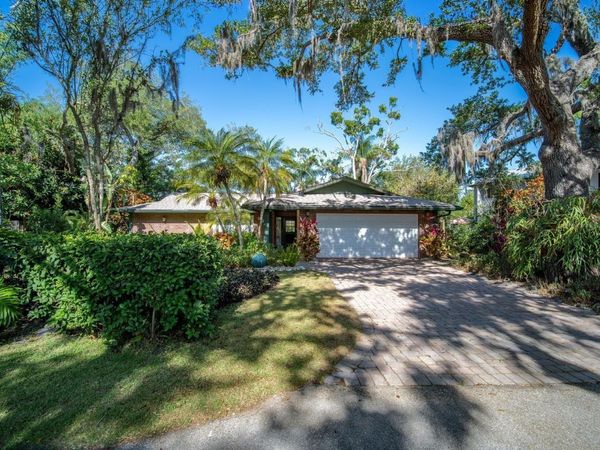 2120 ROBINSON AVENUE , SARASOTA, FL 34232