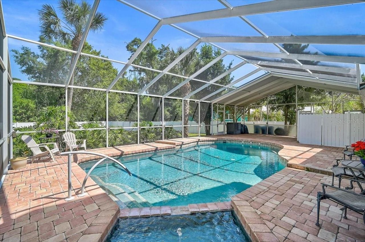 3328 Tobero Lane, Sarasota, FL 34235 Photo