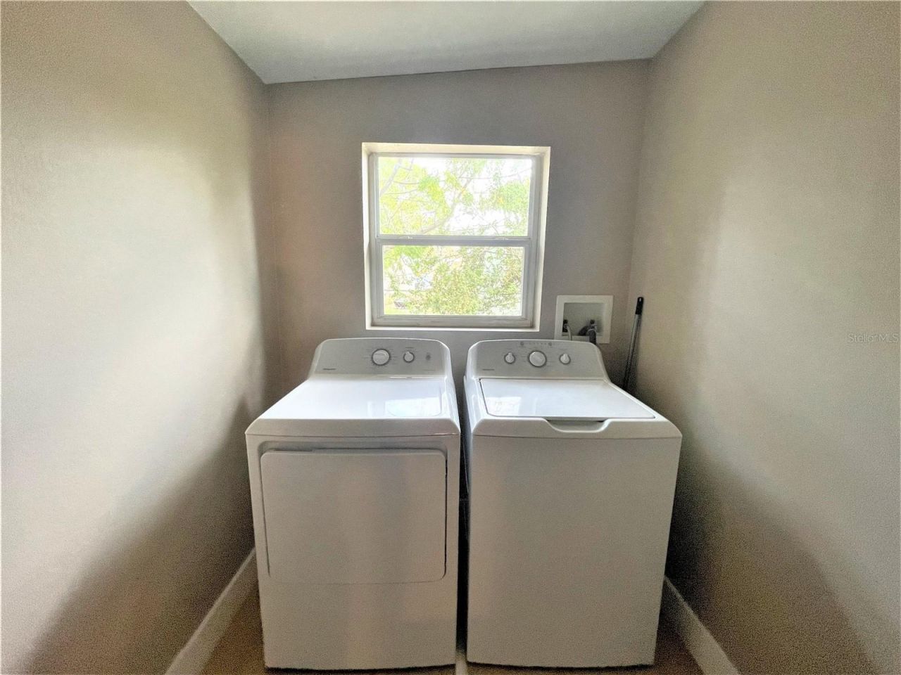 5106 104th Street N, Saint Petersburg, FL 33708 Photo