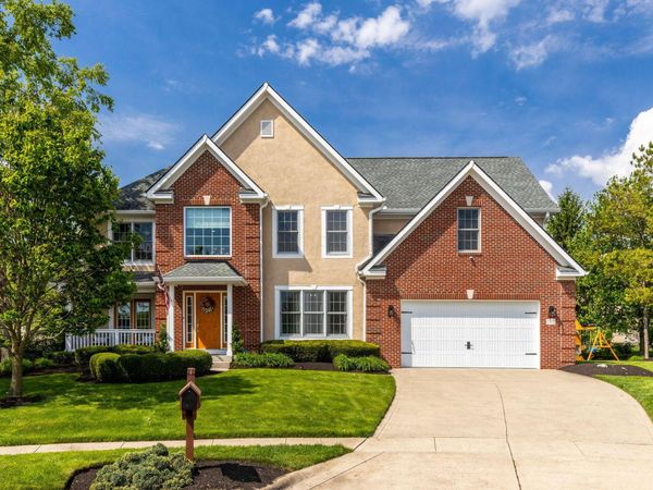 2372 Minnie Court, Lewis Center, OH 43035