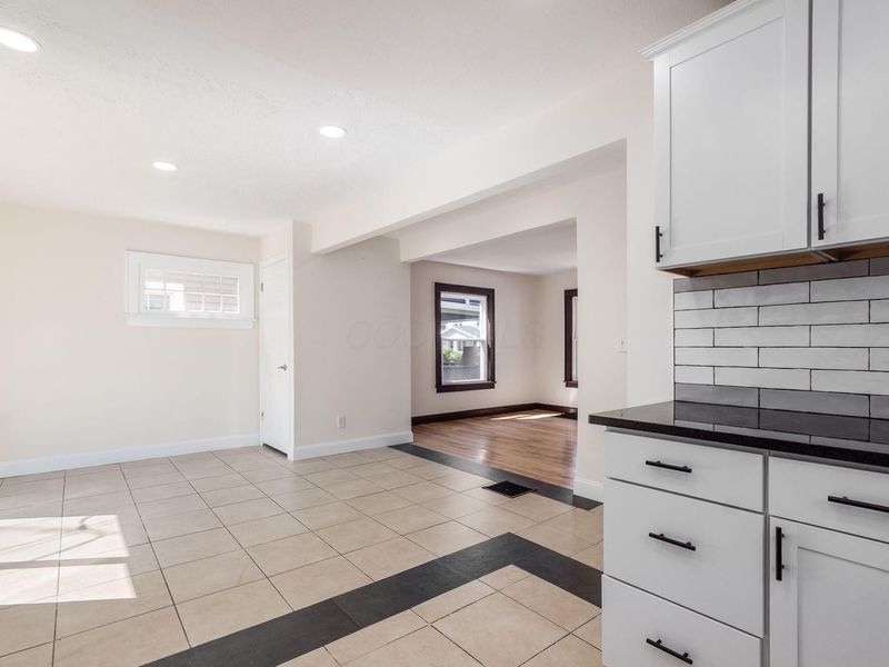 1156 S Champion Avenue , Columbus, OH 43206 Photo 17