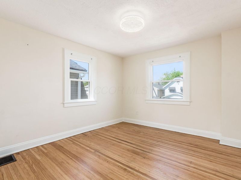 1156 S Champion Avenue , Columbus, OH 43206 Photo 29