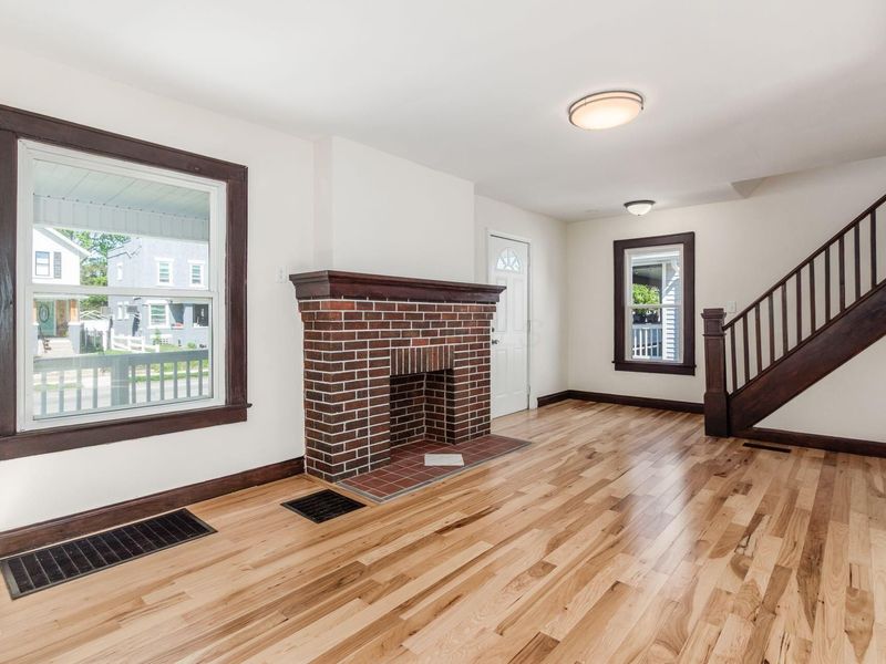 1156 S Champion Avenue , Columbus, OH 43206 Photo 9