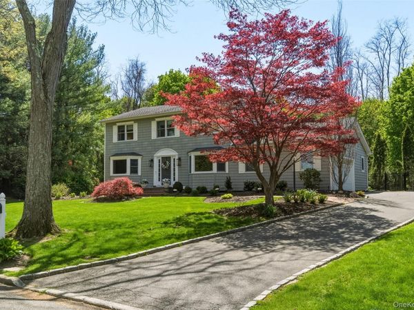 25 Makanna Drive , Huntington, NY 11743