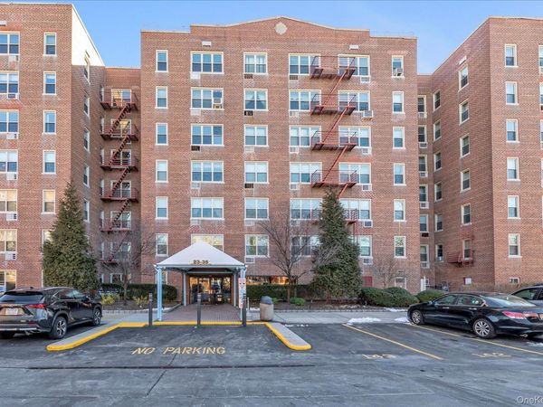 23-35 Bell Boulevard , Unit LF2, Bayside, NY 11360