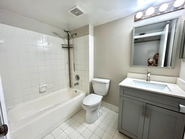 741 N Pine Island Road, Unit 303, Plantation, FL 33324 Photo