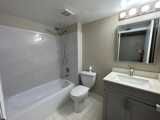 741 N Pine Island Road, Unit 303, Plantation, FL 33324 Photo