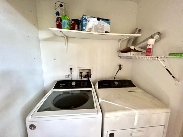 741 N Pine Island Road, Unit 303, Plantation, FL 33324 Photo