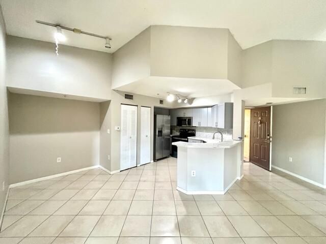 741 N Pine Island Road, Unit 303, Plantation, FL 33324 Photo