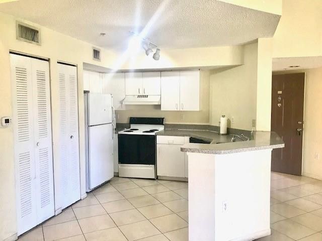 741 N Pine Island Road, Unit 303, Plantation, FL 33324 Photo