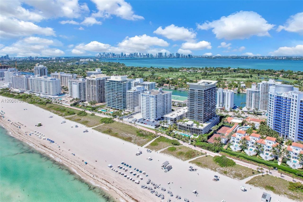 5825 Collins Ave , Unit 2E, Miami Beach, FL 33140 Photo