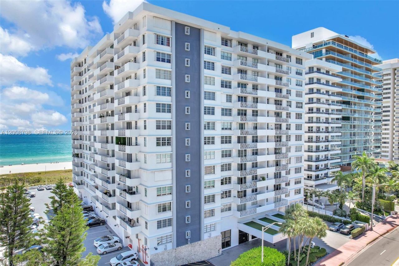 5825 Collins Ave , Unit 2E, Miami Beach, FL 33140 Photo