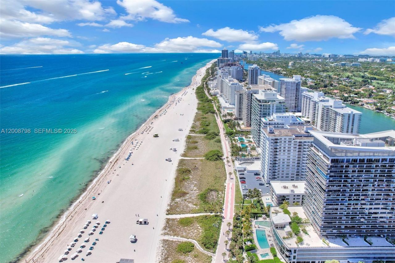 5825 Collins Ave , Unit 2E, Miami Beach, FL 33140 Photo