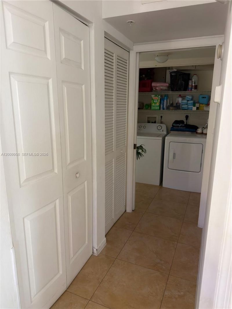 711 SW 111th Way, Unit 202, Pembroke Pines, FL 33025 Photo