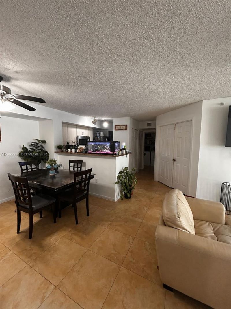 711 SW 111th Way, Unit 202, Pembroke Pines, FL 33025 Photo