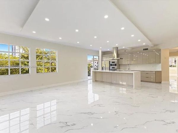 3900 Island Blvd, Unit B408, Aventura, FL 33160