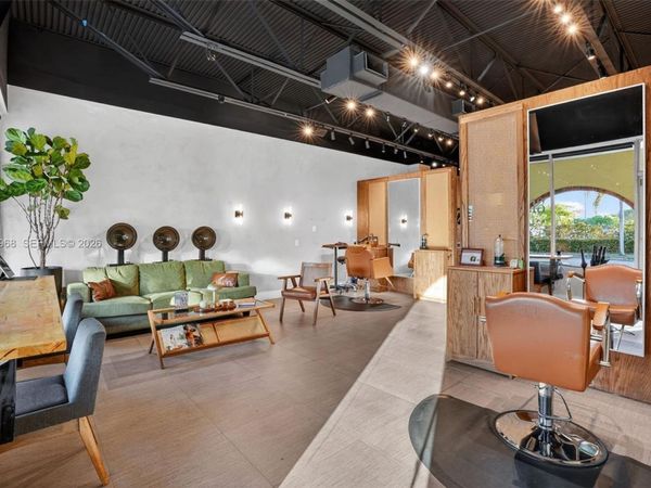 Turnkey Beauty Salon & Spa For Sale In Palmetto Ba, Palmetto Bay, FL 33157