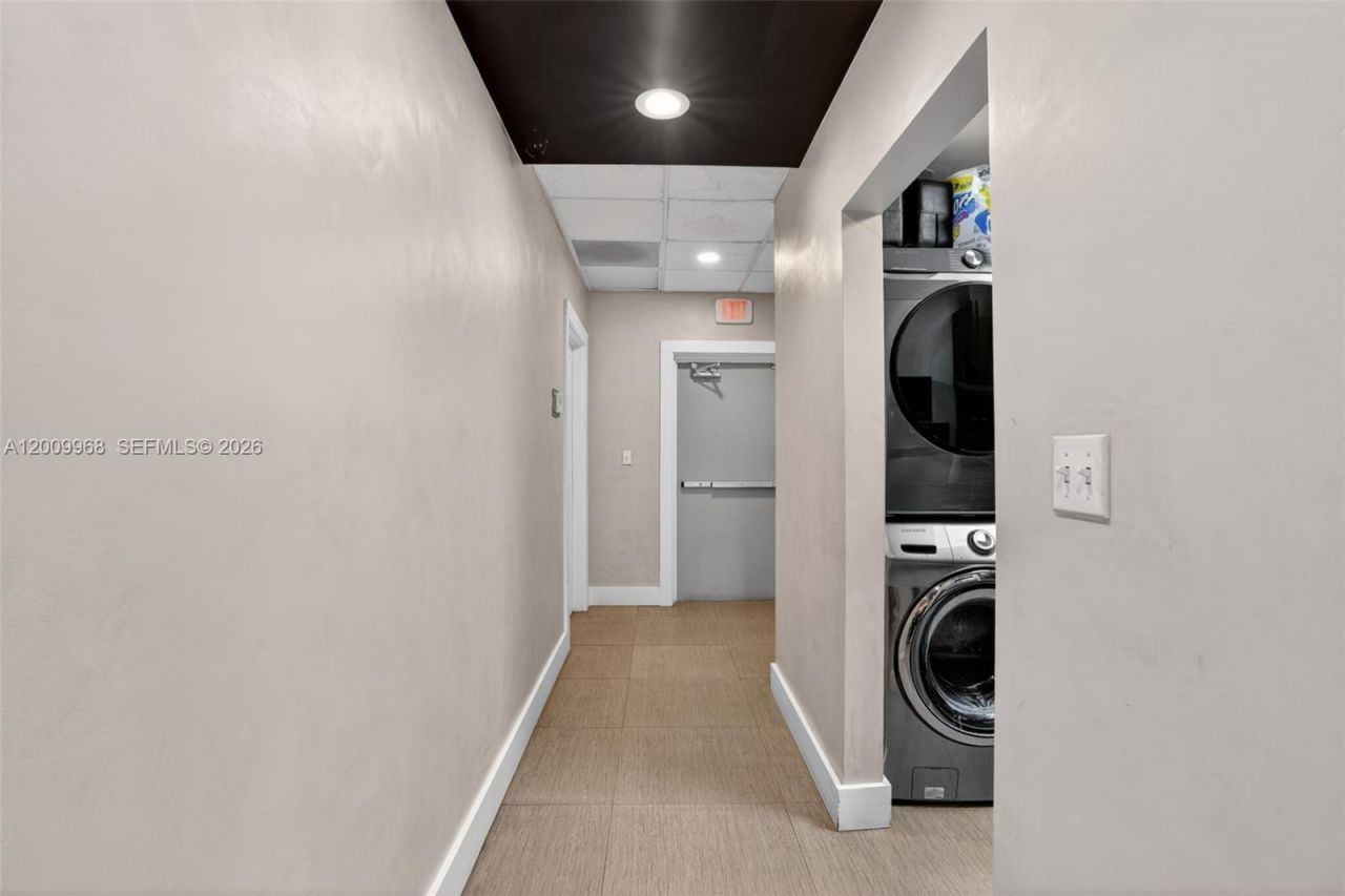 Turnkey Beauty Salon & Spa For Sale In Palmetto Ba, Palmetto Bay, FL 33157 Photo