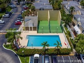4590 SW 68th Ct Cir, Unit 8, Miami, FL 33155 Photo