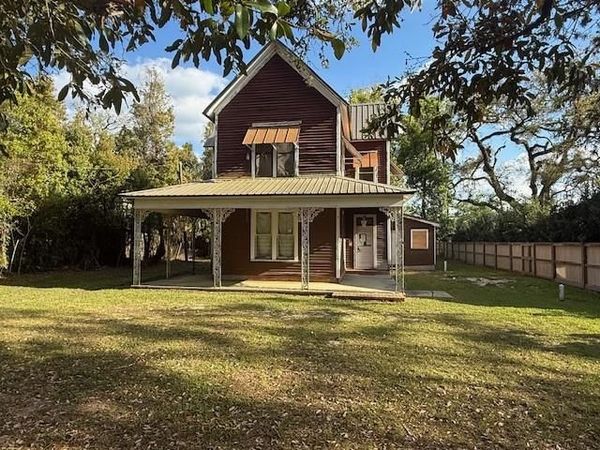 604 E CHARLES Street , Hammond, LA 70401