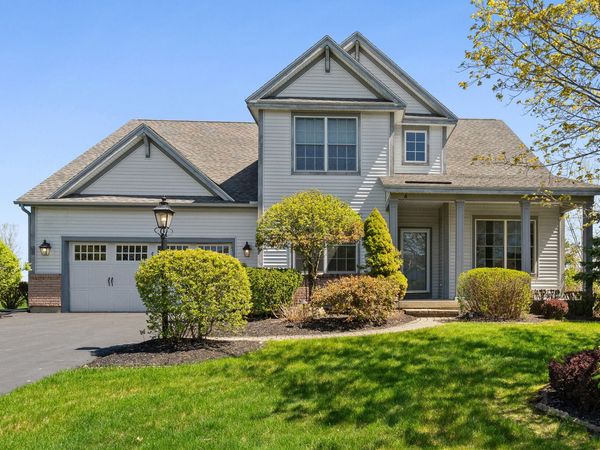 4 Camden Court, Mechanicville, NY 12118