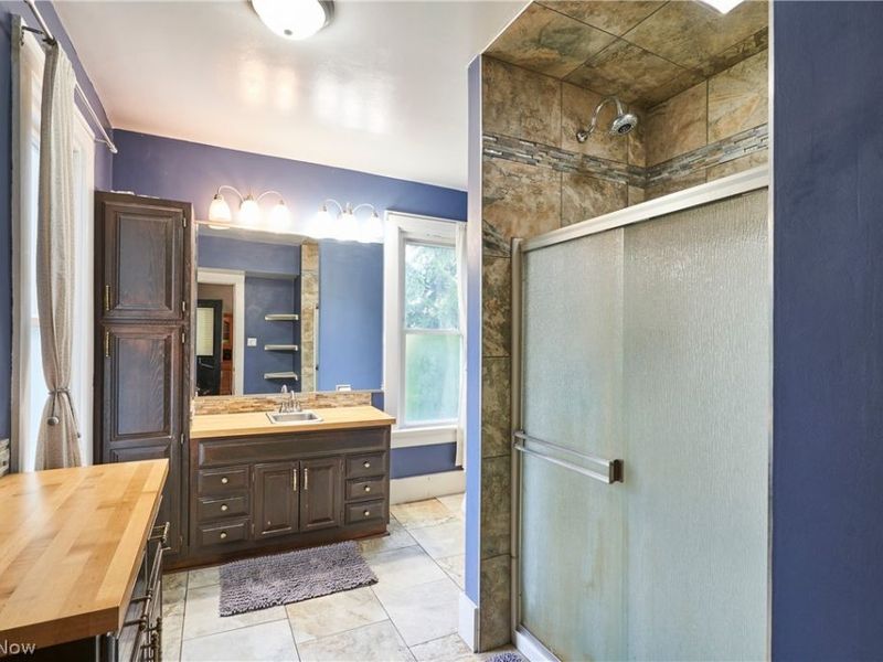 259 Ridgewood Road , Wadsworth, OH 44281 Photo 5