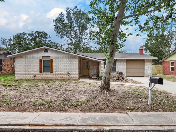413 GEORGIA ANN DR, Pleasanton, TX 78064