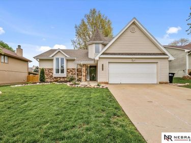 15278 California Street, Omaha, NE 68154