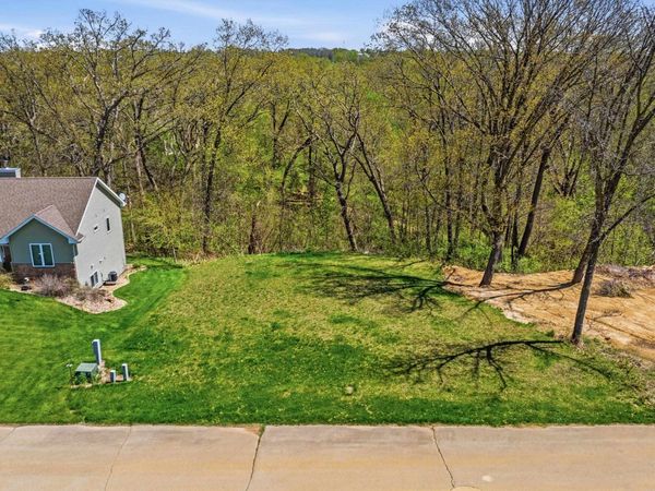 Lot 8 Hanley Way, East Dubuque, IL 61025