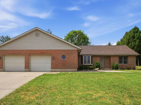 1269 Stephenson Drive, Troy, OH 45373