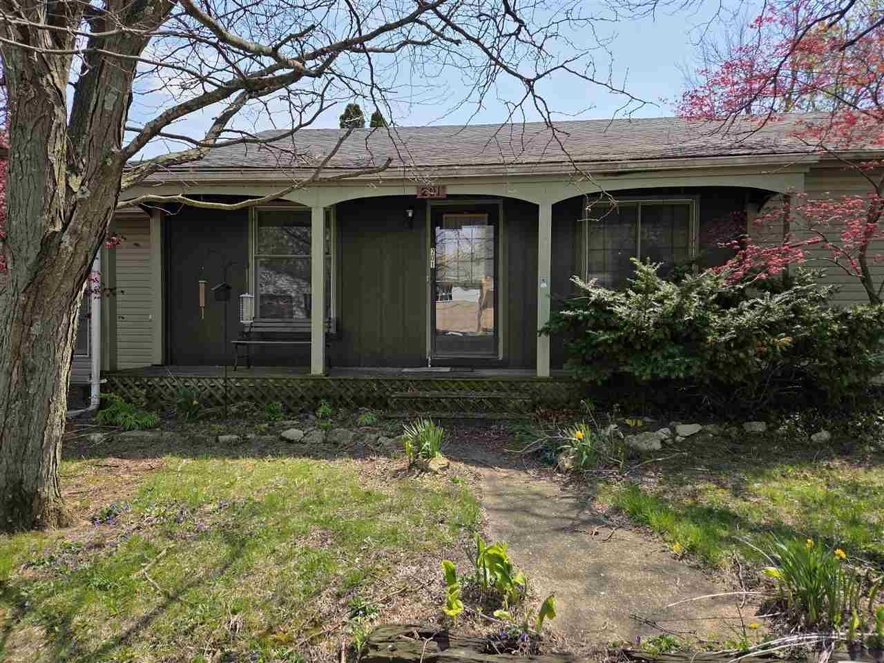 201 S Oak Street, Lynn, IN 47355 Main Photo