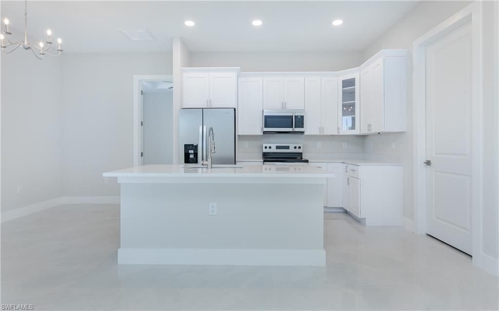 423 Yolanda St , Lehigh Acres, FL 33972 Photo