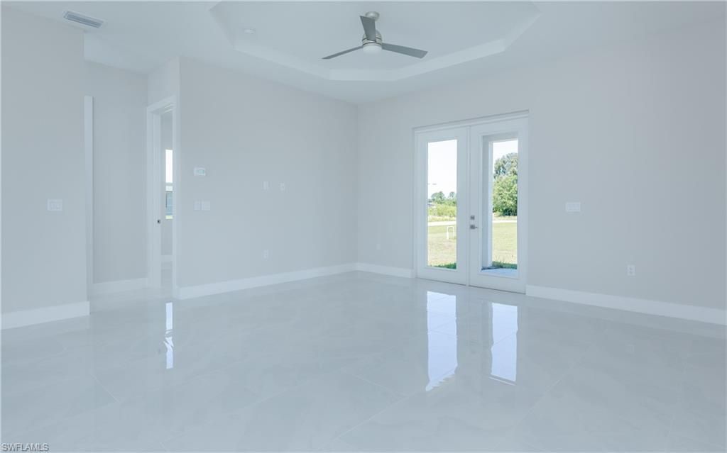423 Yolanda St , Lehigh Acres, FL 33972 Photo