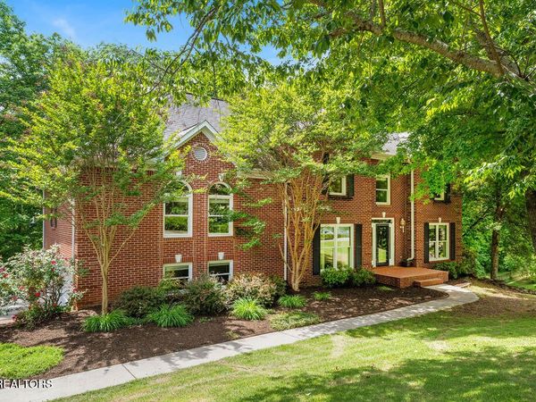 10708 Wood Oak Court, Knoxville, TN 37922