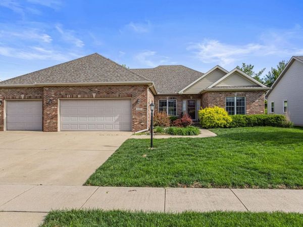 4402 Crossgate Drive, Champaign, IL 61822