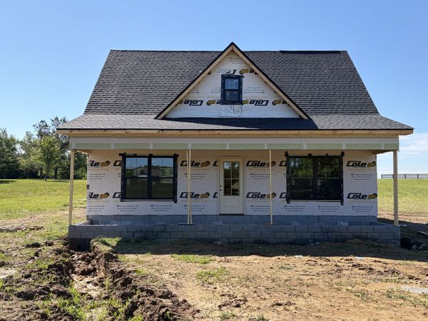 210 Parker Rd , Portland, TN 37148