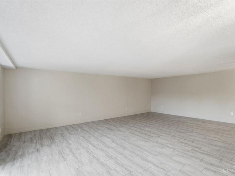 2444 Madison Road, Unit 408, Cincinnati, OH 45208 Photo 10