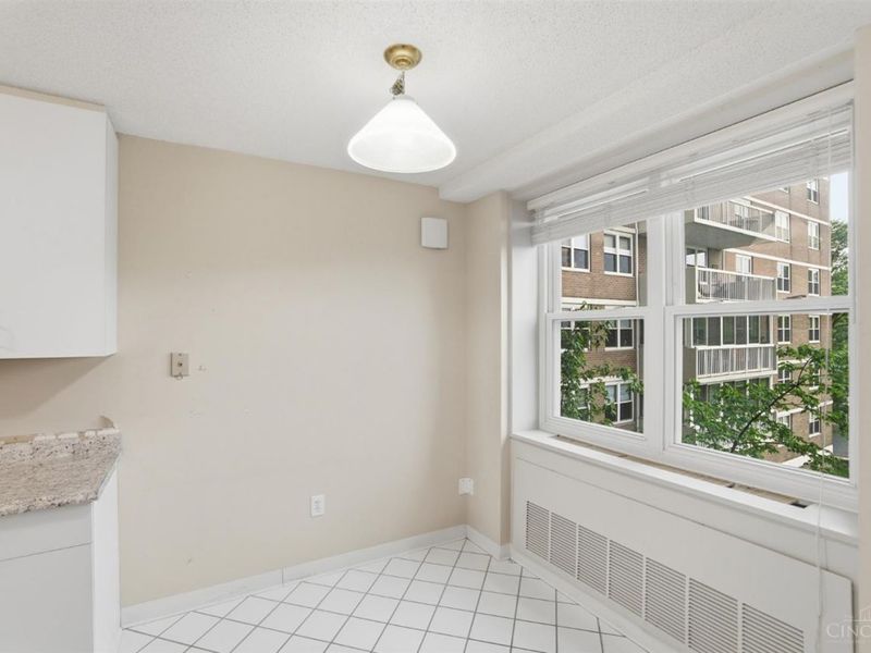 2444 Madison Road, Unit 408, Cincinnati, OH 45208 Photo 12