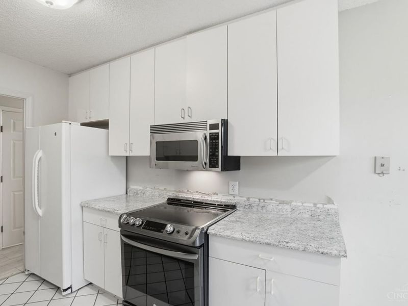 2444 Madison Road, Unit 408, Cincinnati, OH 45208 Photo 15