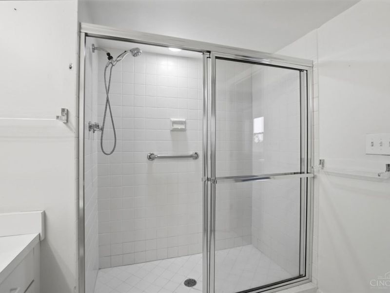 2444 Madison Road, Unit 408, Cincinnati, OH 45208 Photo 27