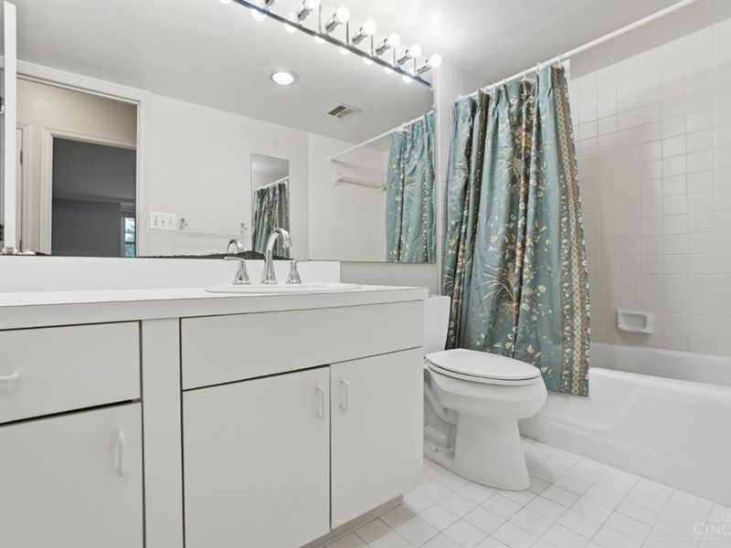 2444 Madison Road, Unit 408, Cincinnati, OH 45208 Photo 30