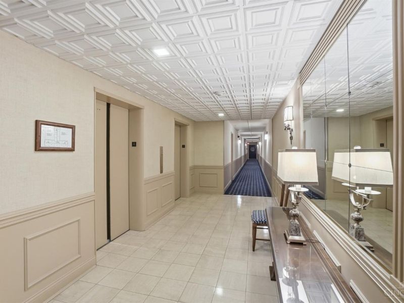 2444 Madison Road, Unit 408, Cincinnati, OH 45208 Photo 4