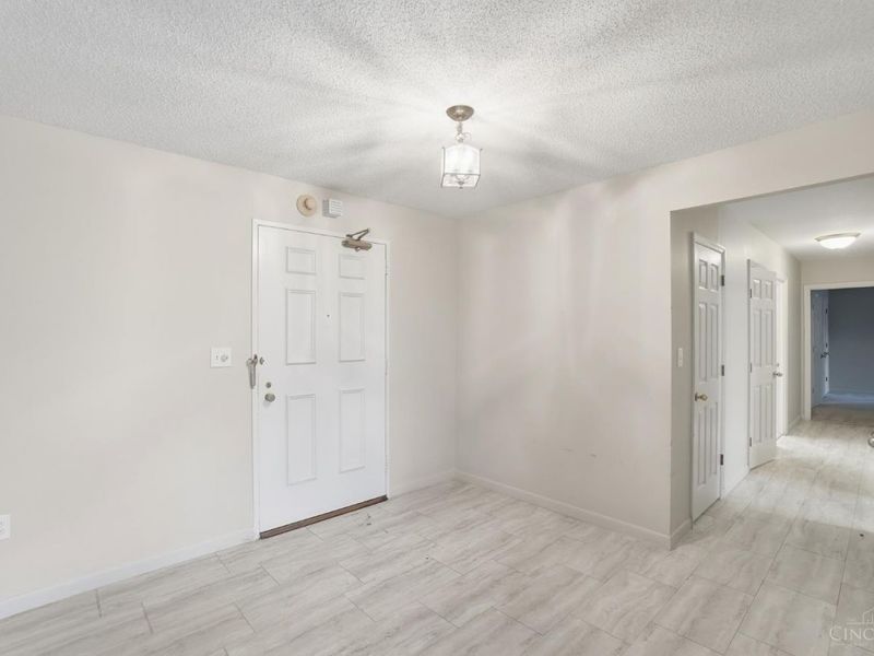 2444 Madison Road, Unit 408, Cincinnati, OH 45208 Photo 6