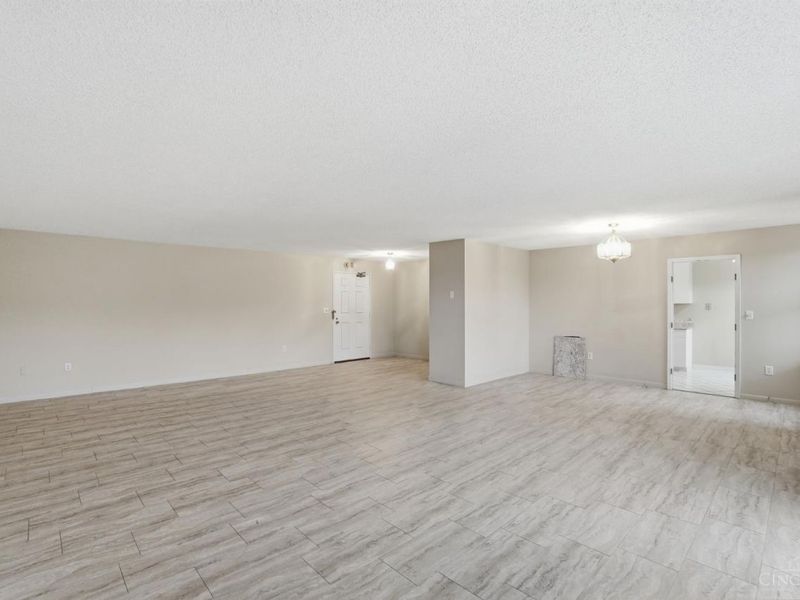 2444 Madison Road, Unit 408, Cincinnati, OH 45208 Photo 9